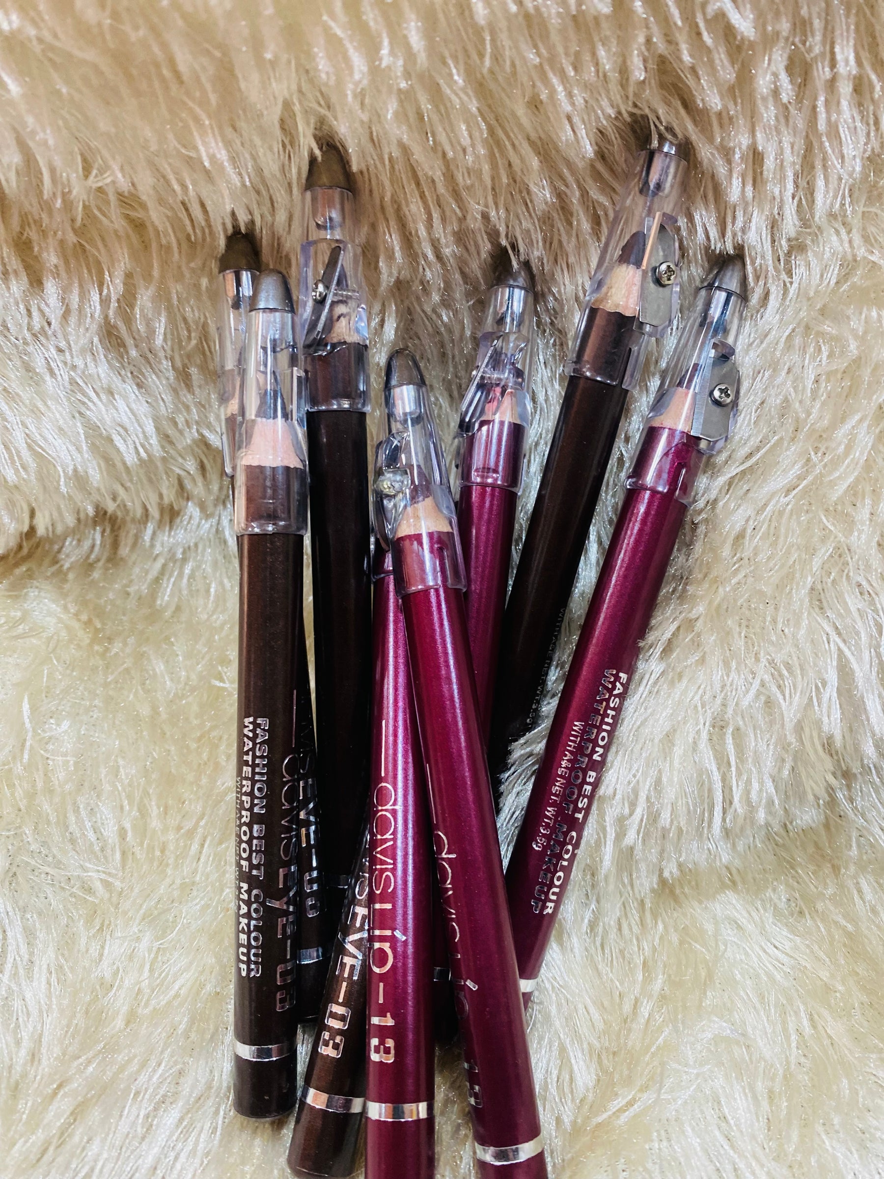 Davis Lip Liner Pencil in Brown or Burgundy